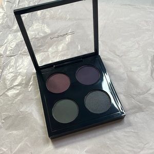 MAC Evil Eye x4 Quad Eye Shadow Palette